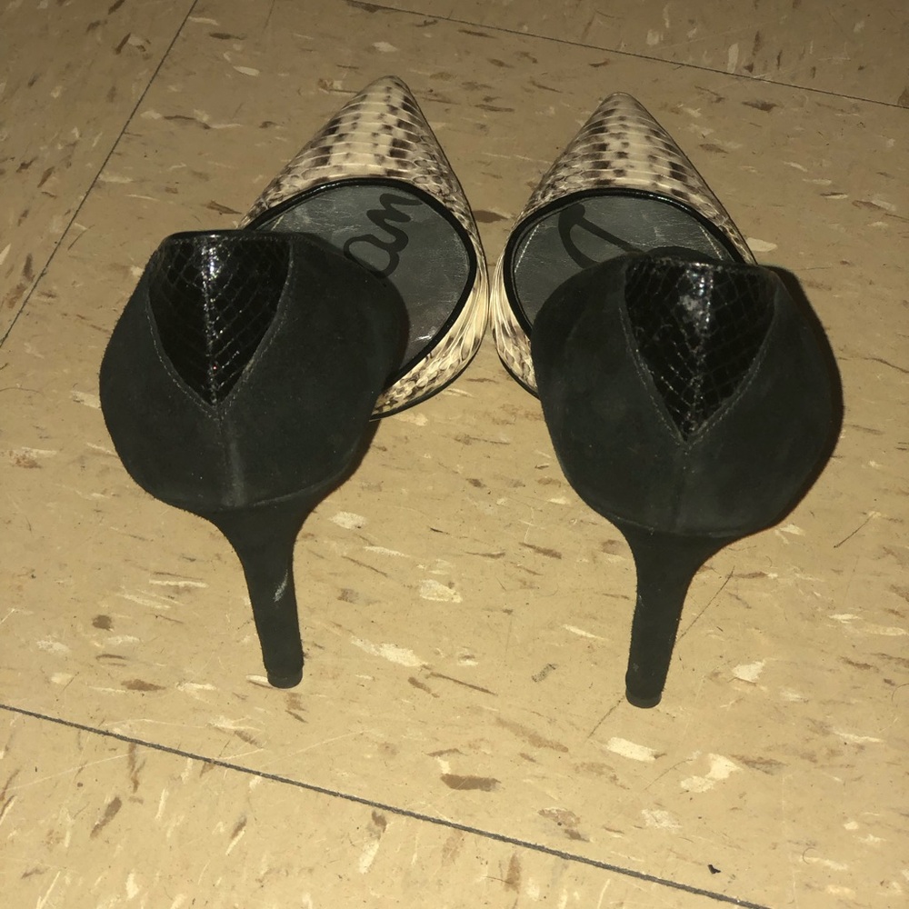 Women’s shoes